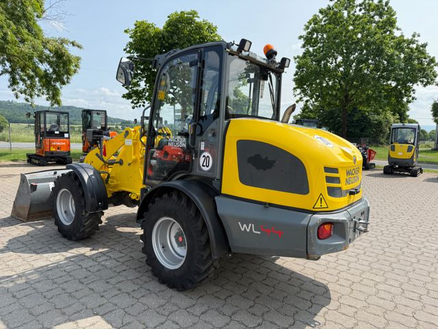 Wacker WL 44, BJ 22, 775 BH, Schaufel, Gabel, TOP - Wheel loader: picture 2 Wacker WL 44, BJ 22, 775 BH, Schaufel, Gabel, TOP - Wheel loader: picture 2