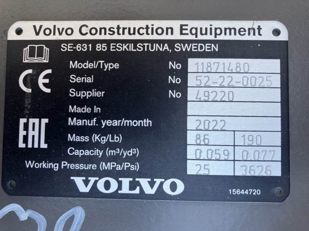 Volvo Böschungslöffel schwenkbar - Backhoe loader: picture 4 Volvo Böschungslöffel schwenkbar - Backhoe loader: picture 4