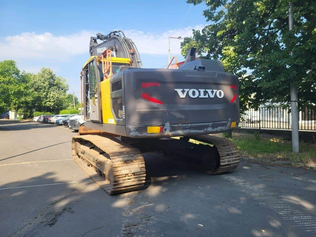 Volvo EC220EL - Crawler excavator: picture 3 Volvo EC220EL - Crawler excavator: picture 3