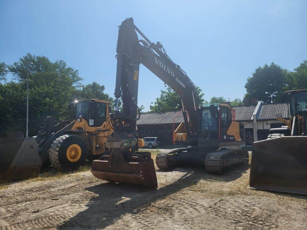 Volvo EC220EL - Crawler excavator: picture 4 Volvo EC220EL - Crawler excavator: picture 4