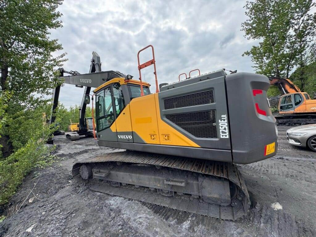 Volvo EC250ELR - Crawler excavator: picture 2 Volvo EC250ELR - Crawler excavator: picture 2