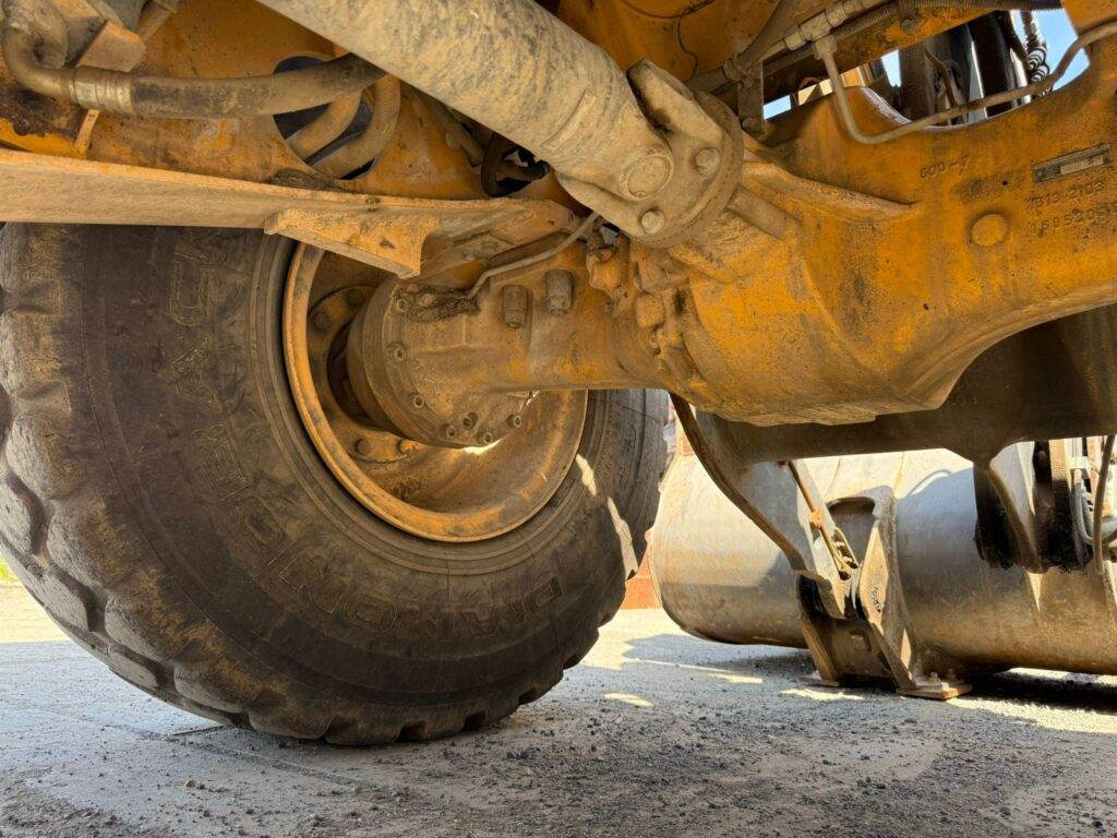 Wheel loader Volvo L60H: picture 12