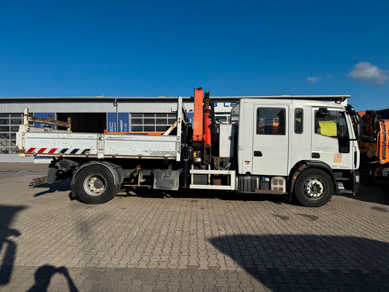 Iveco ML180E 4x2 DOKA Euro 5 Kipper Kran PK16001K-B - Crane truck: picture 2 Iveco ML180E 4x2 DOKA Euro 5 Kipper Kran PK16001K-B - Crane truck: picture 2