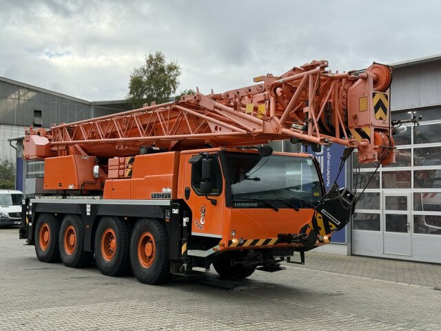 Liebherr LTM 1070-4.2 Autokran mit Spitze *TOP Zustand - All terrain crane: picture 1 Liebherr LTM 1070-4.2 Autokran mit Spitze *TOP Zustand - All terrain crane: picture 1