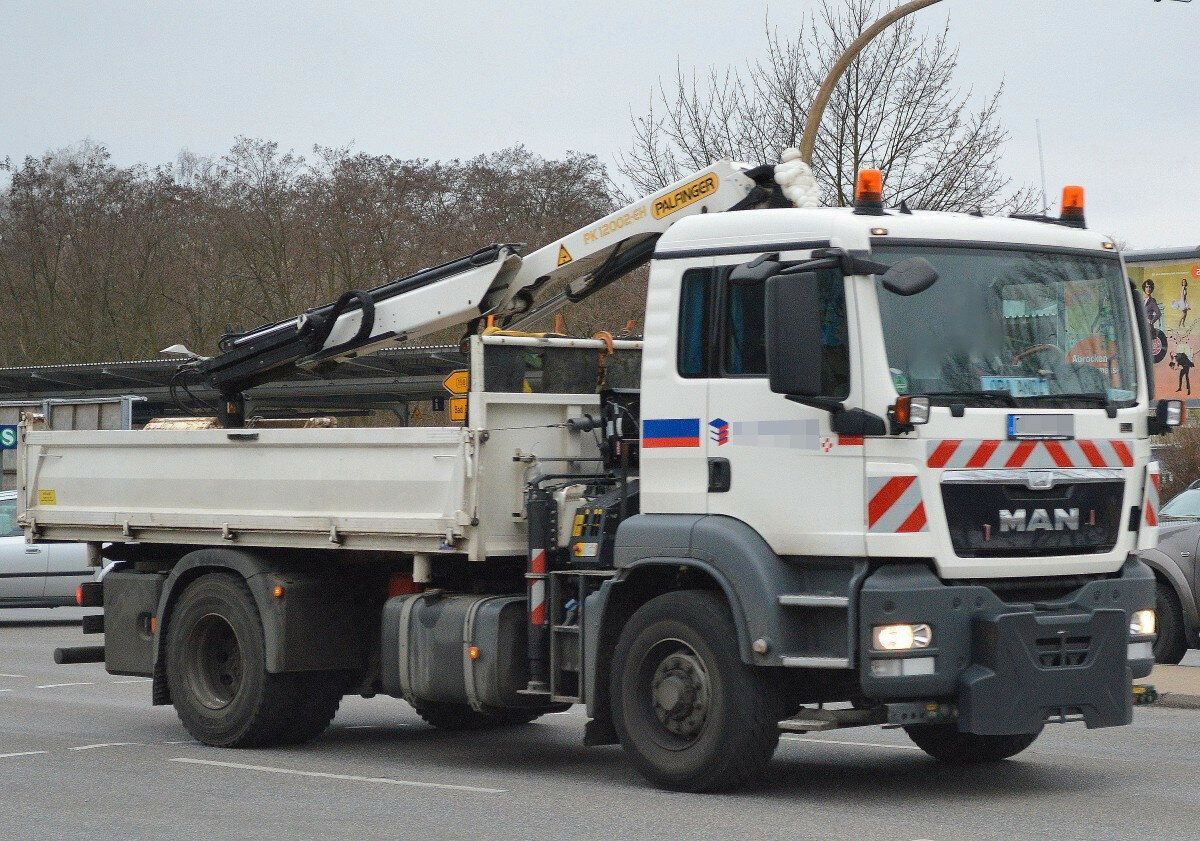 MAN TGS 18.480 4x4H Winter. Kipper Kran PALFINGER 12 - Tipper, Crane truck: picture 1 MAN TGS 18.480 4x4H Winter. Kipper Kran PALFINGER 12 - Tipper, Crane truck: picture 1