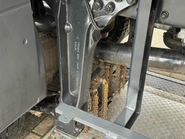 MAN TGS 28.400 6x4-4 Kipper Kran Palfinger PK9002 - Tipper, Crane truck: picture 4 MAN TGS 28.400 6x4-4 Kipper Kran Palfinger PK9002 - Tipper, Crane truck: picture 4