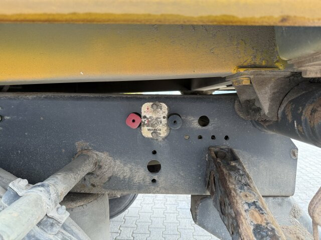 Meiller Anhänger TANDEM Dreiseitenkipper Liftachse - Tipper trailer: picture 2 Meiller Anhänger TANDEM Dreiseitenkipper Liftachse - Tipper trailer: picture 2