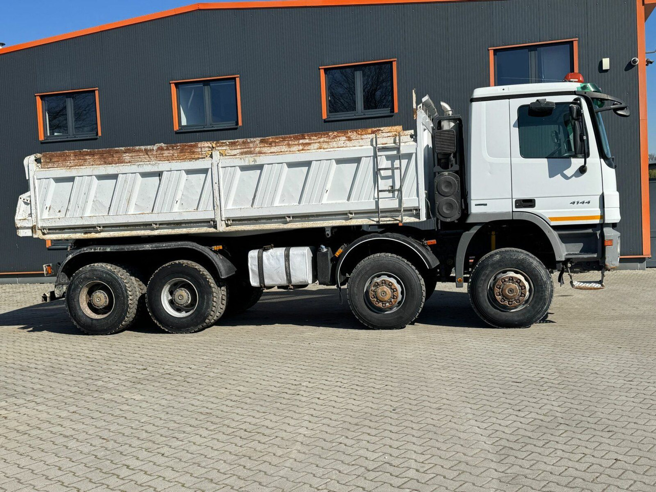 Mercedes-Benz ACTROS 4144 8x8 EURO4 DSK Meiller - Tipper: picture 3 Mercedes-Benz ACTROS 4144 8x8 EURO4 DSK Meiller - Tipper: picture 3