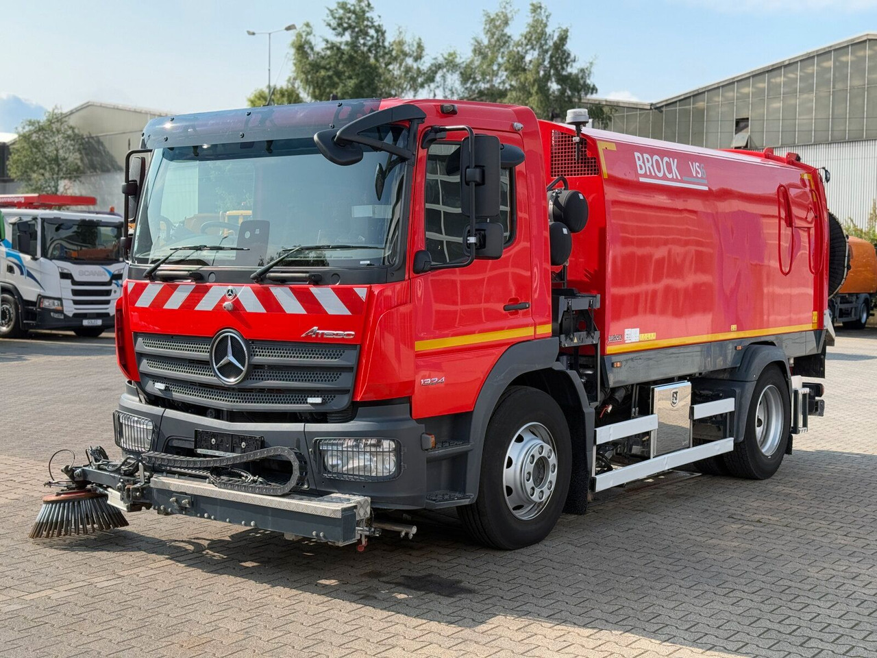 Mercedes-Benz Atego 1324 4x2 Kehrmaschine BROCK HD Anlage - Road sweeper: picture 2 Mercedes-Benz Atego 1324 4x2 Kehrmaschine BROCK HD Anlage - Road sweeper: picture 2