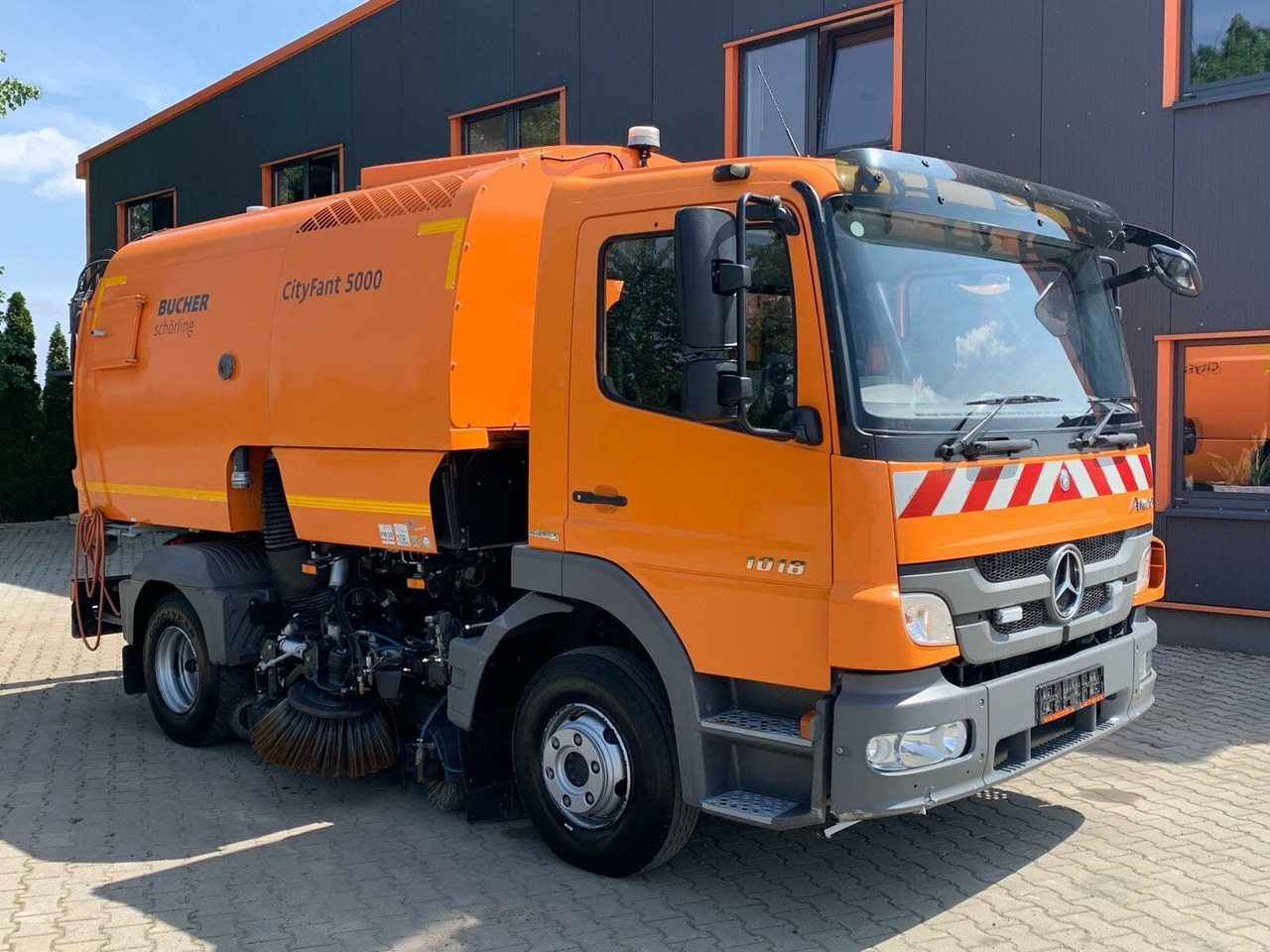 Mercedes-Benz Atego Kehrmaschine BUCHER CITYFANT 5000 - Road sweeper: picture 1 Mercedes-Benz Atego Kehrmaschine BUCHER CITYFANT 5000 - Road sweeper: picture 1