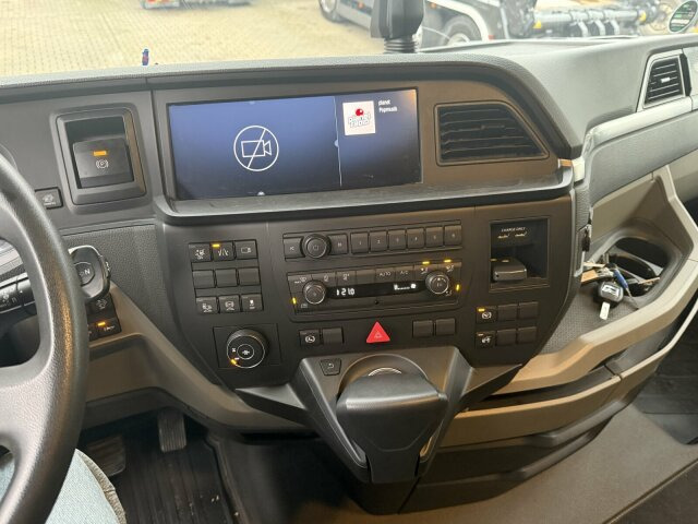 MAN TGX 18.470 4x4H SZM - Kipphyd. Euro 6 *Kippaufl. - Tractor unit: picture 4 MAN TGX 18.470 4x4H SZM - Kipphyd. Euro 6 *Kippaufl. - Tractor unit: picture 4