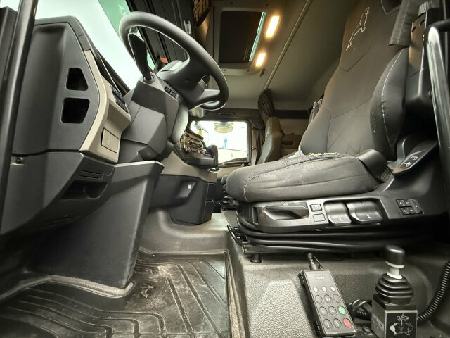 Tractor unit MAN TGX 18.470 4x4H SZM - Kipphyd. Euro 6 *Kippaufl.: picture 14 Tractor unit MAN TGX 18.470 4x4H SZM - Kipphyd. Euro 6 *Kippaufl.: picture 14