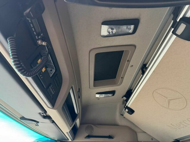 Mercedes-Benz ACTROS 1846 4x4 HAD Eur 6 Kipphydraulik Retarder - Tractor unit: picture 4 Mercedes-Benz ACTROS 1846 4x4 HAD Eur 6 Kipphydraulik Retarder - Tractor unit: picture 4