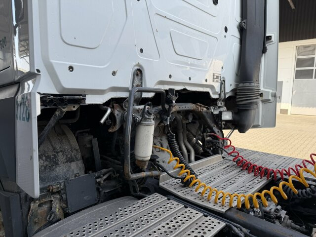 Mercedes-Benz Actros 1845 SZM 4x2 Retarder Kipph. - Tractor unit: picture 2 Mercedes-Benz Actros 1845 SZM 4x2 Retarder Kipph. - Tractor unit: picture 2