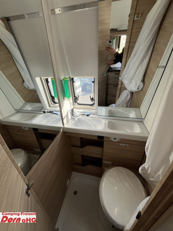 New Camper van Knaus BoxLife Pro 540 ROAD 60 Years Arktis Paket Knaus BoxLife Pro 540 ROAD 60 Years Arktis Paket: picture 17 New Camper van Knaus BoxLife Pro 540 ROAD 60 Years Arktis Paket Knaus BoxLife Pro 540 ROAD 60 Years Arktis Paket: picture 17