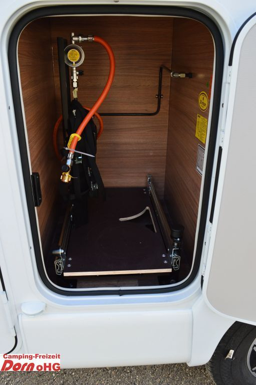 Semi-integrated motorhome Weinsberg CaraCompact 600 MEG EDITION [PEPPER] Care-Drive-: picture 6