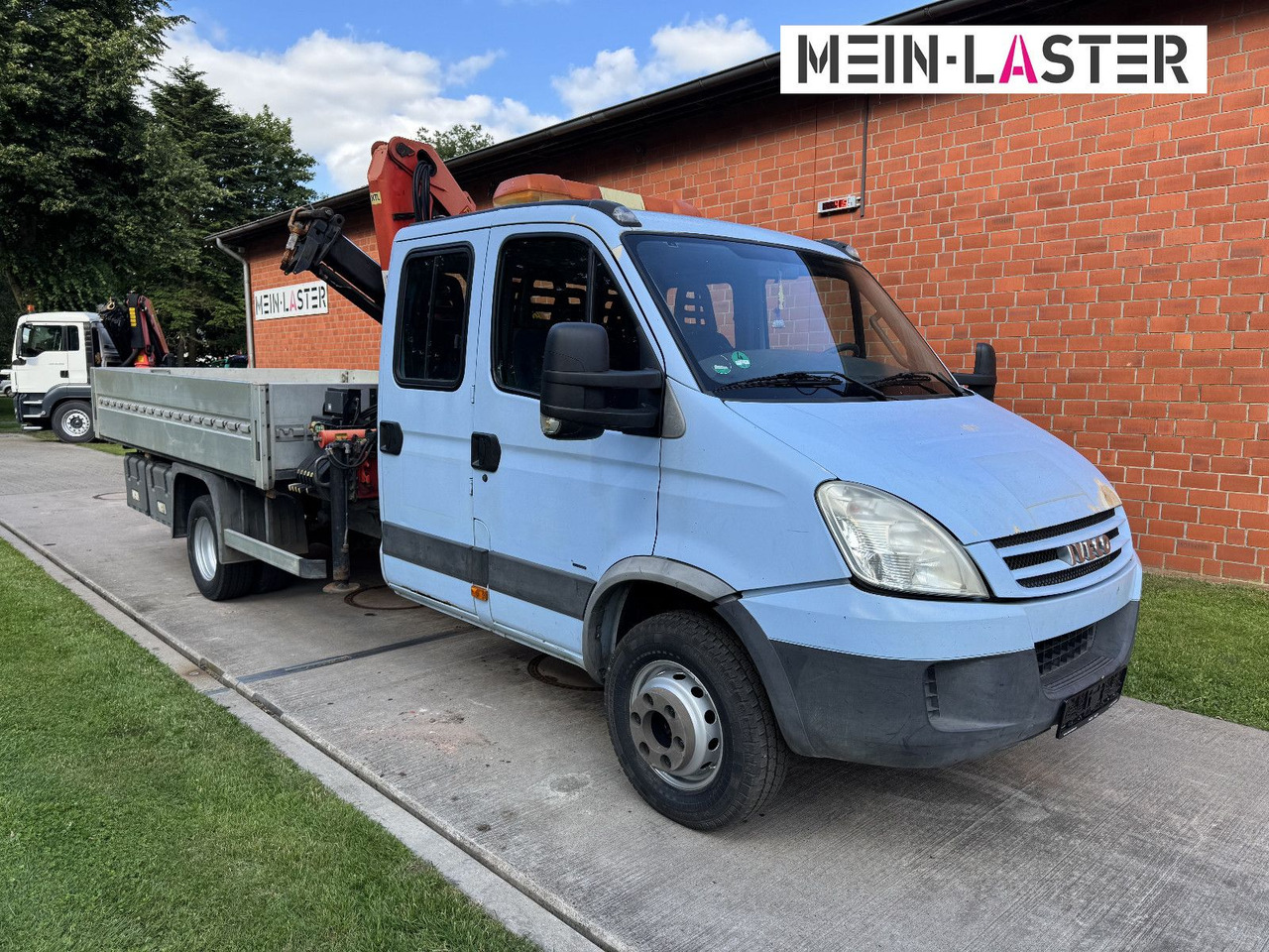 Iveco 65C180 3.0d Palfinger PK 6500 7 Sitzer NL 2300kg - Open body delivery van, Combi van: picture 3 Iveco 65C180 3.0d Palfinger PK 6500 7 Sitzer NL 2300kg - Open body delivery van, Combi van: picture 3