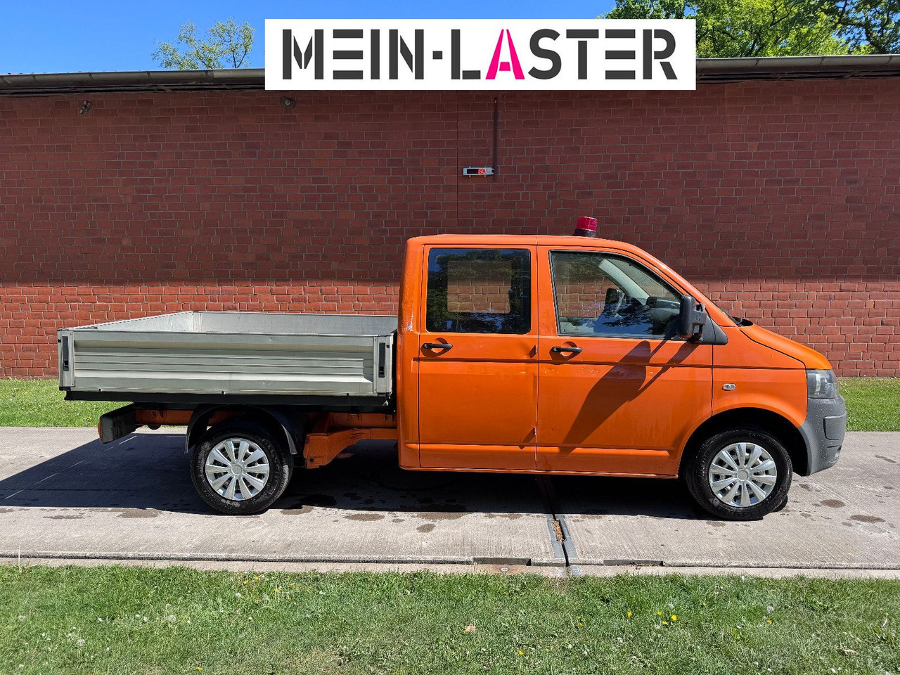 Volkswagen T5 2.0 TDI Doka Pritsche 6 Sitzer AHK - Open body delivery van, Combi van: picture 3 Volkswagen T5 2.0 TDI Doka Pritsche 6 Sitzer AHK - Open body delivery van, Combi van: picture 3