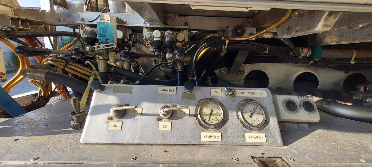 Vacuum truck Volkswagen LT55 COMBI HYDRO OIL ADR INOX: picture 40