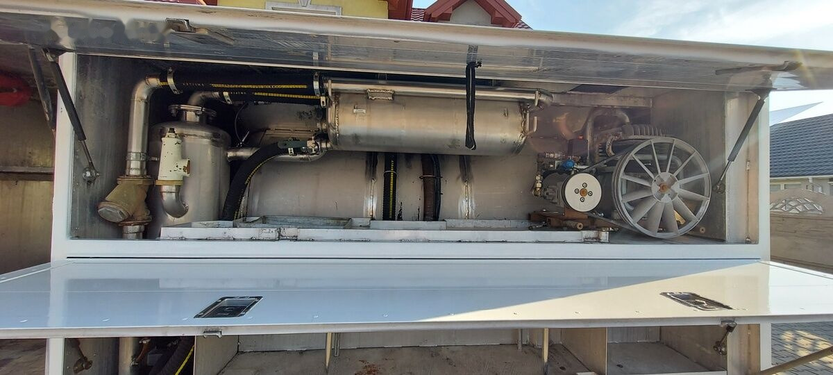Vacuum truck Volkswagen LT55 COMBI HYDRO OIL ADR INOX: picture 20
