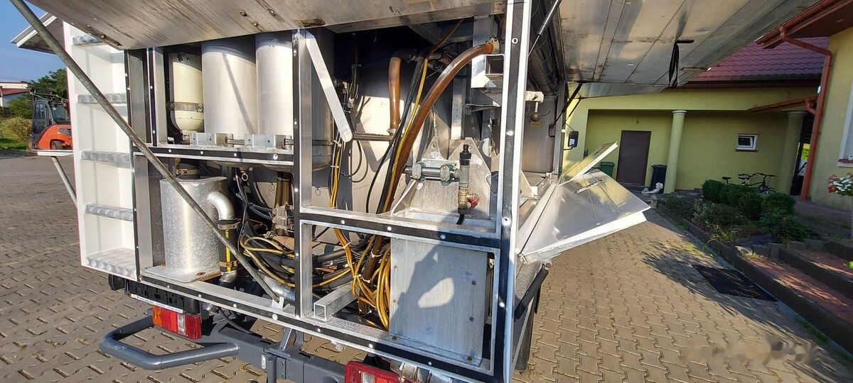 Vacuum truck Volkswagen LT55 COMBI HYDRO OIL ADR INOX: picture 34