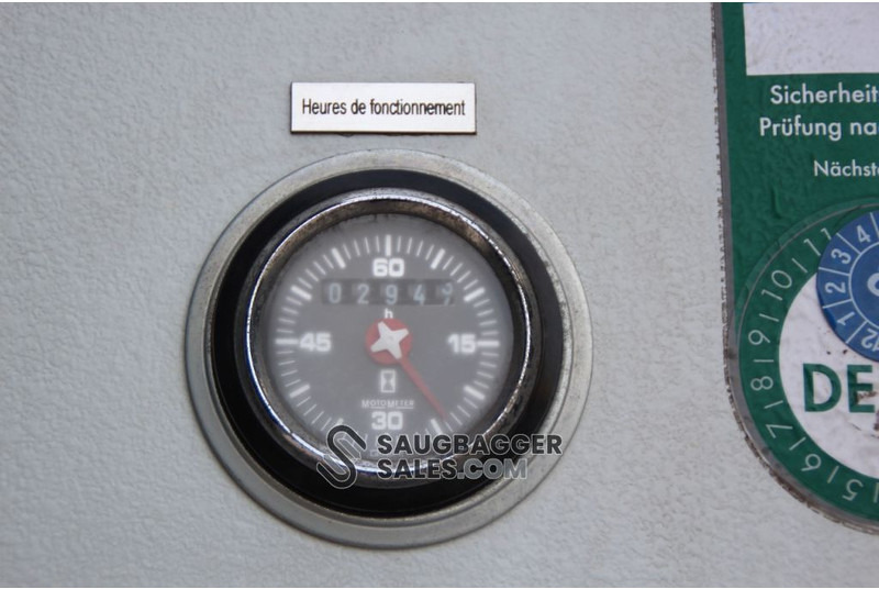 Vacuum truck Mercedes-Benz Actros 4141 RSP 2014 Saugbagger 8x8: picture 8