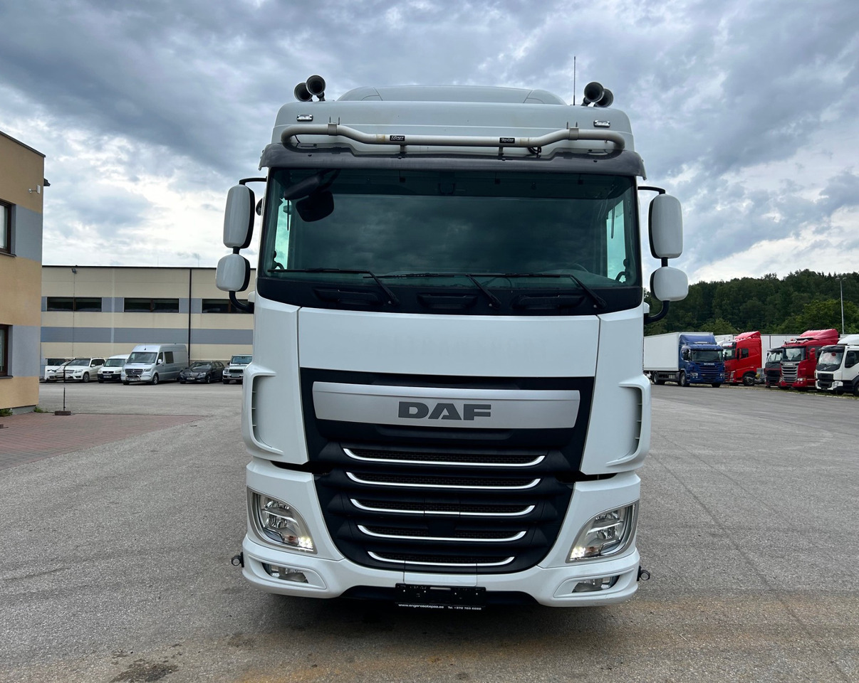 DAF XF510 - Refrigerator truck: picture 3 DAF XF510 - Refrigerator truck: picture 3