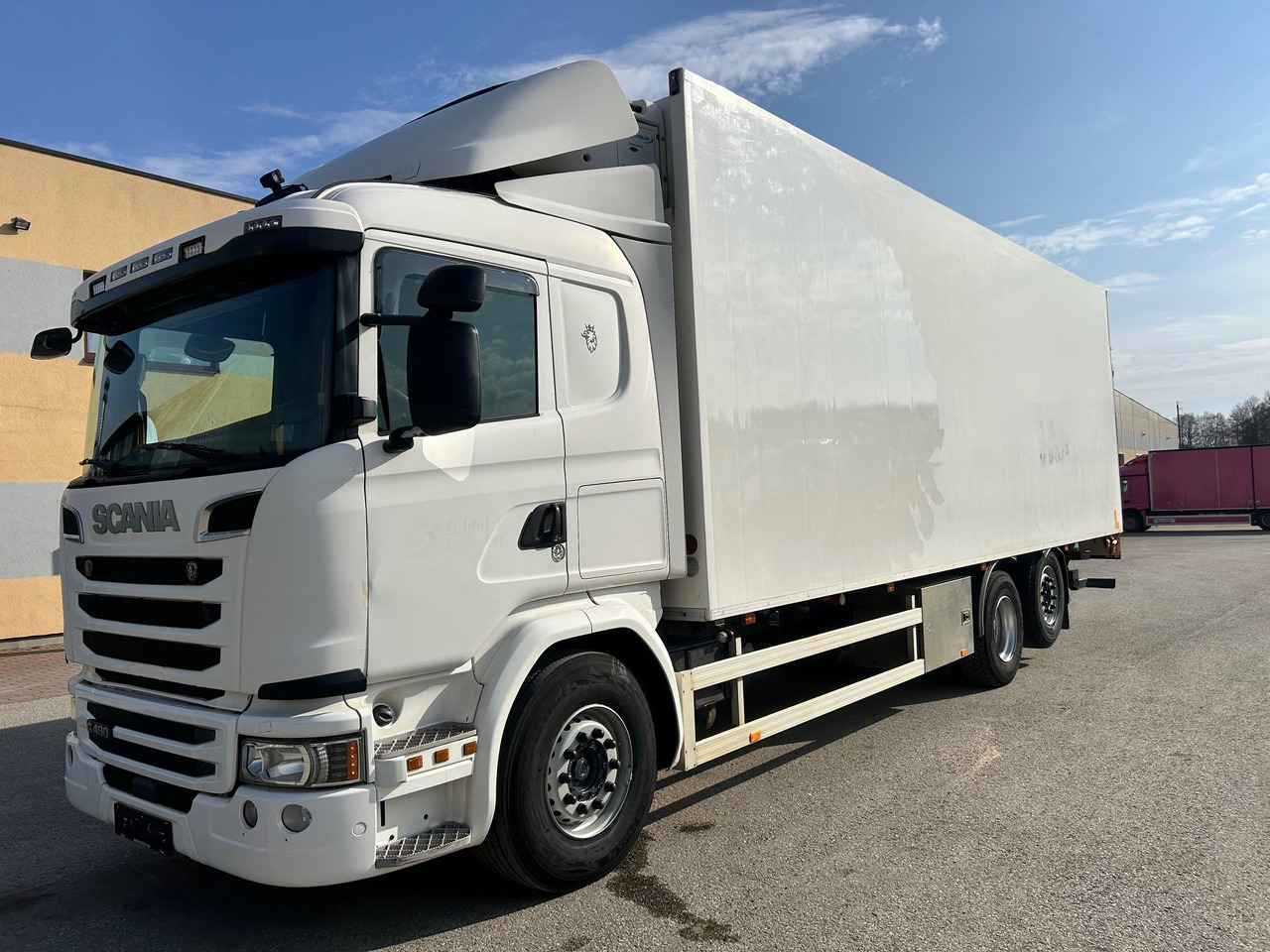 SCANIA G490 - Refrigerator truck: picture 2 SCANIA G490 - Refrigerator truck: picture 2