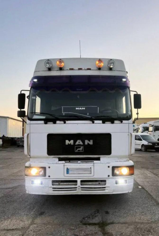 MAN 19-414 - Tractor unit: picture 2 MAN 19-414 - Tractor unit: picture 2