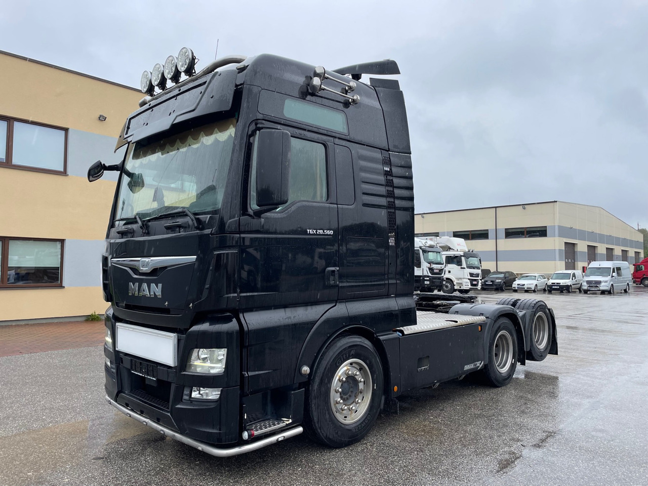 MAN TGX 28.560 - Tractor unit: picture 3 MAN TGX 28.560 - Tractor unit: picture 3