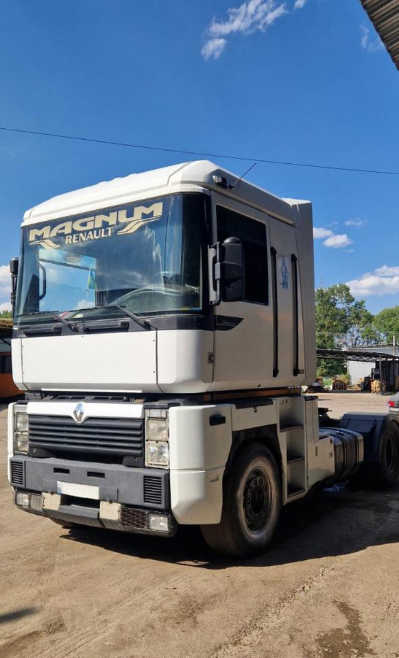 RENAULT Magnum 400 - Tractor unit: picture 2 RENAULT Magnum 400 - Tractor unit: picture 2