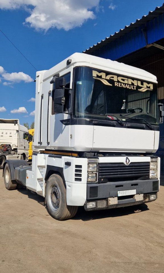 RENAULT Magnum 400 - Tractor unit: picture 1 RENAULT Magnum 400 - Tractor unit: picture 1
