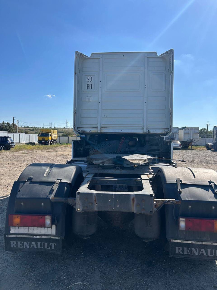 Tractor unit RENAULT Magnum 440: picture 6 Tractor unit RENAULT Magnum 440: picture 6