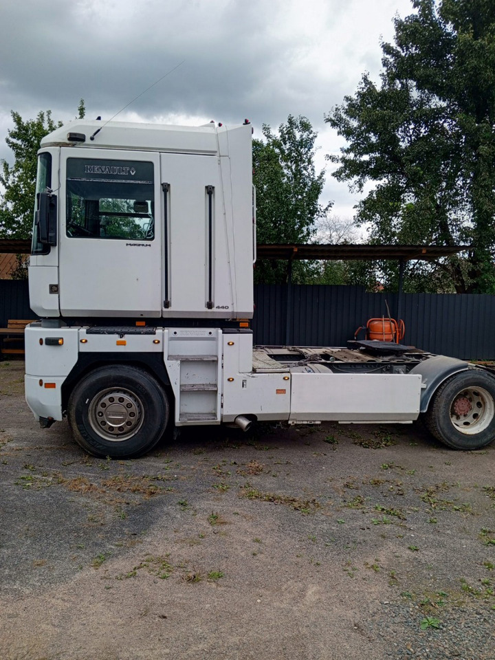 RENAULT Magnum 440 - Tractor unit: picture 4 RENAULT Magnum 440 - Tractor unit: picture 4