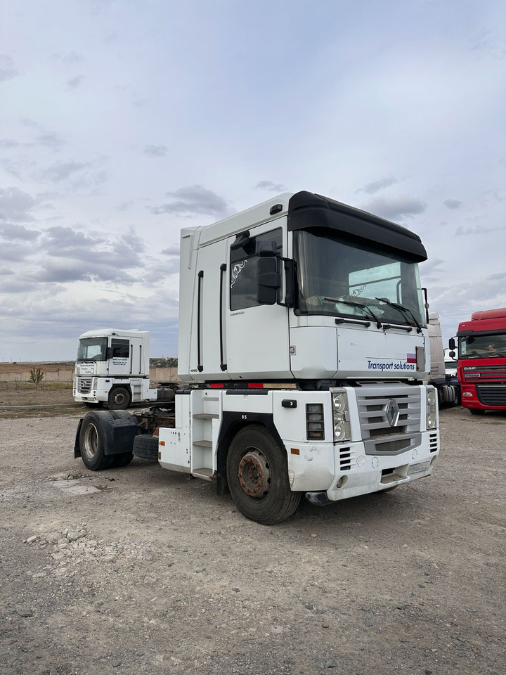 RENAULT Magnum 440 | ID1643S - Tractor unit: picture 1 RENAULT Magnum 440 | ID1643S - Tractor unit: picture 1