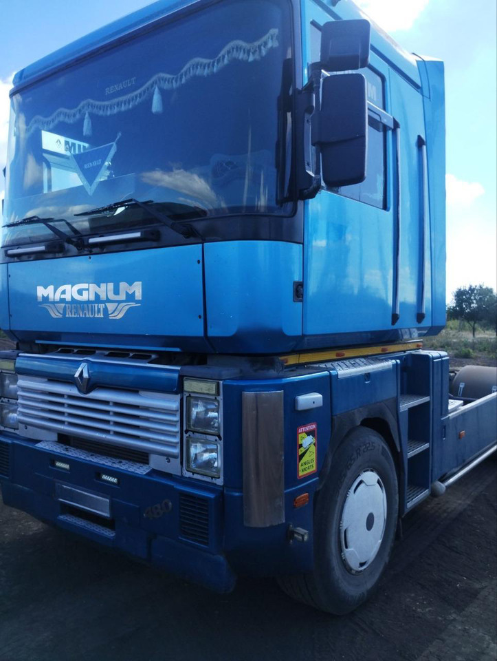 RENAULT Magnum 480 - Tractor unit: picture 4 RENAULT Magnum 480 - Tractor unit: picture 4
