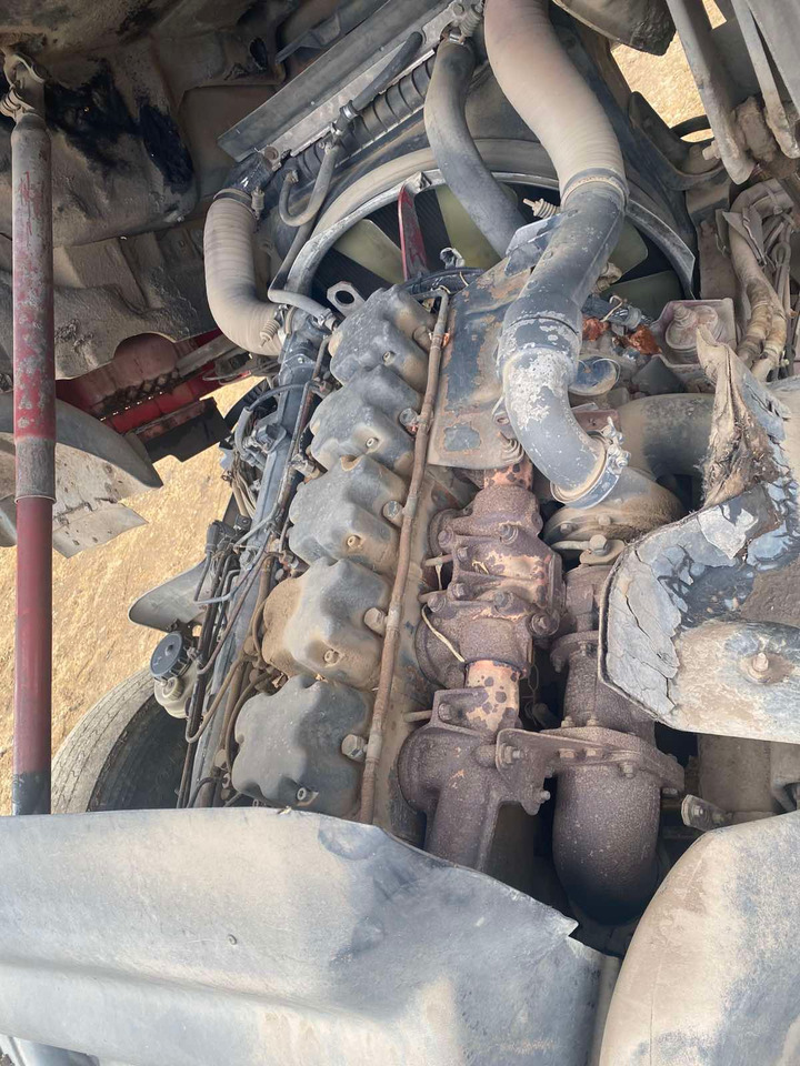 Tractor unit RENAULT Premium 340: picture 9 Tractor unit RENAULT Premium 340: picture 9