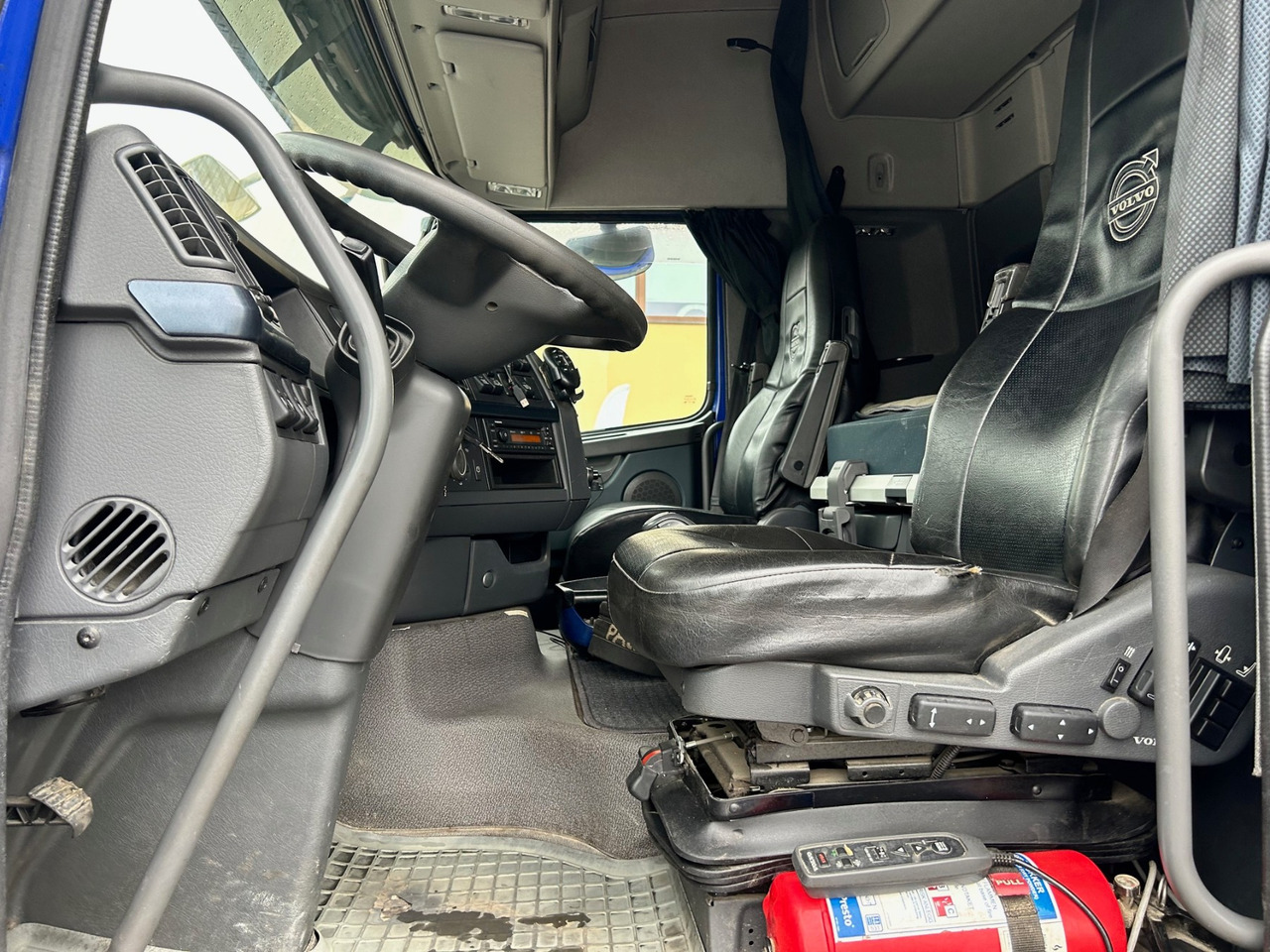 Dropside/ Flatbed truck, Crane truck VOLVO FH460: picture 19