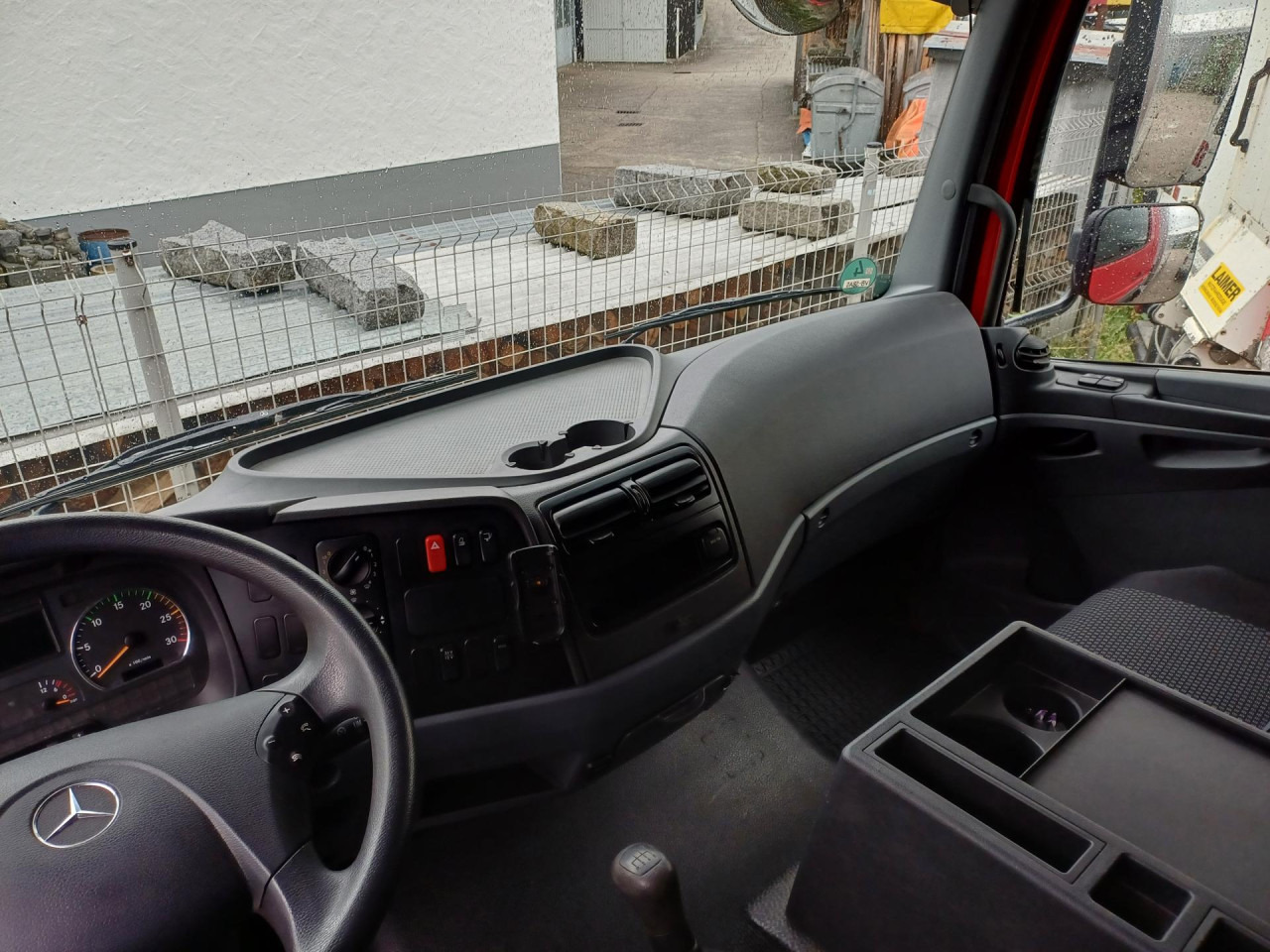 Refrigerator truck MERCEDES-BENZ 816 Euro5 AHK Luftfeder: picture 9 Refrigerator truck MERCEDES-BENZ 816 Euro5 AHK Luftfeder: picture 9