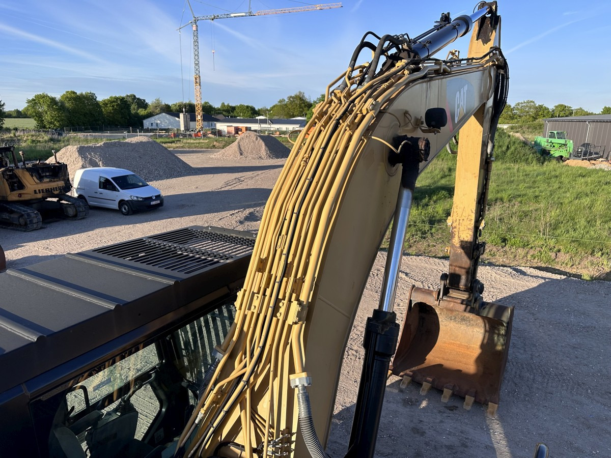 Crawler excavator CATERPILLAR 324 E LN Deutsche Maschine! Top !!!: picture 27 Crawler excavator CATERPILLAR 324 E LN Deutsche Maschine! Top !!!: picture 27