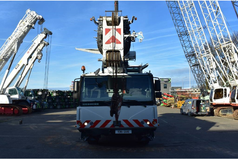Liebherr LTM 1050-3.1 - All terrain crane: picture 3 Liebherr LTM 1050-3.1 - All terrain crane: picture 3