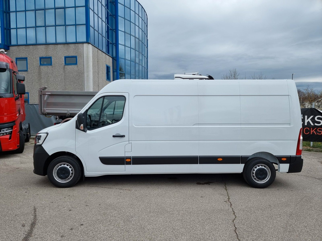Renault Master L3H2 3,5t 150 PRO+ - Panel van: picture 2 Renault Master L3H2 3,5t 150 PRO+ - Panel van: picture 2