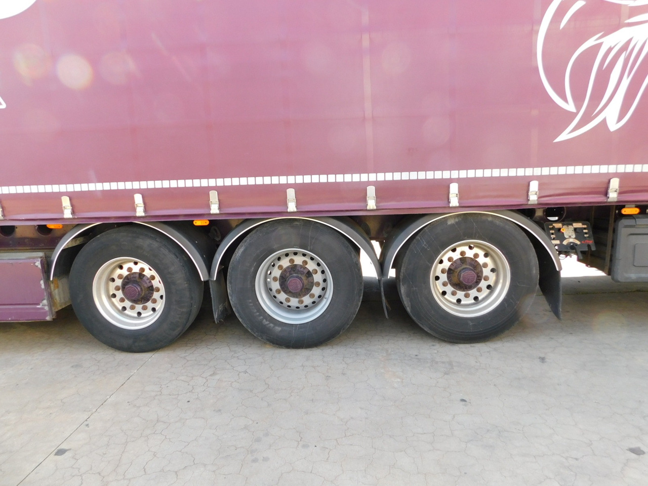 Fliegl Sds 390 - Curtainsider semi-trailer: picture 5 Fliegl Sds 390 - Curtainsider semi-trailer: picture 5