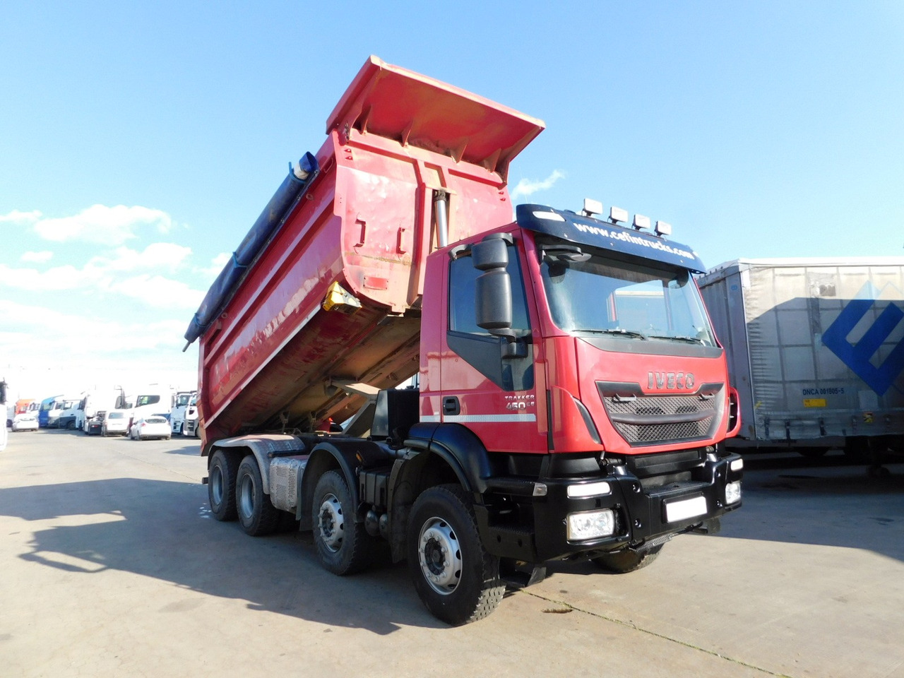 Iveco Trakker 450 - Tipper: picture 2 Iveco Trakker 450 - Tipper: picture 2