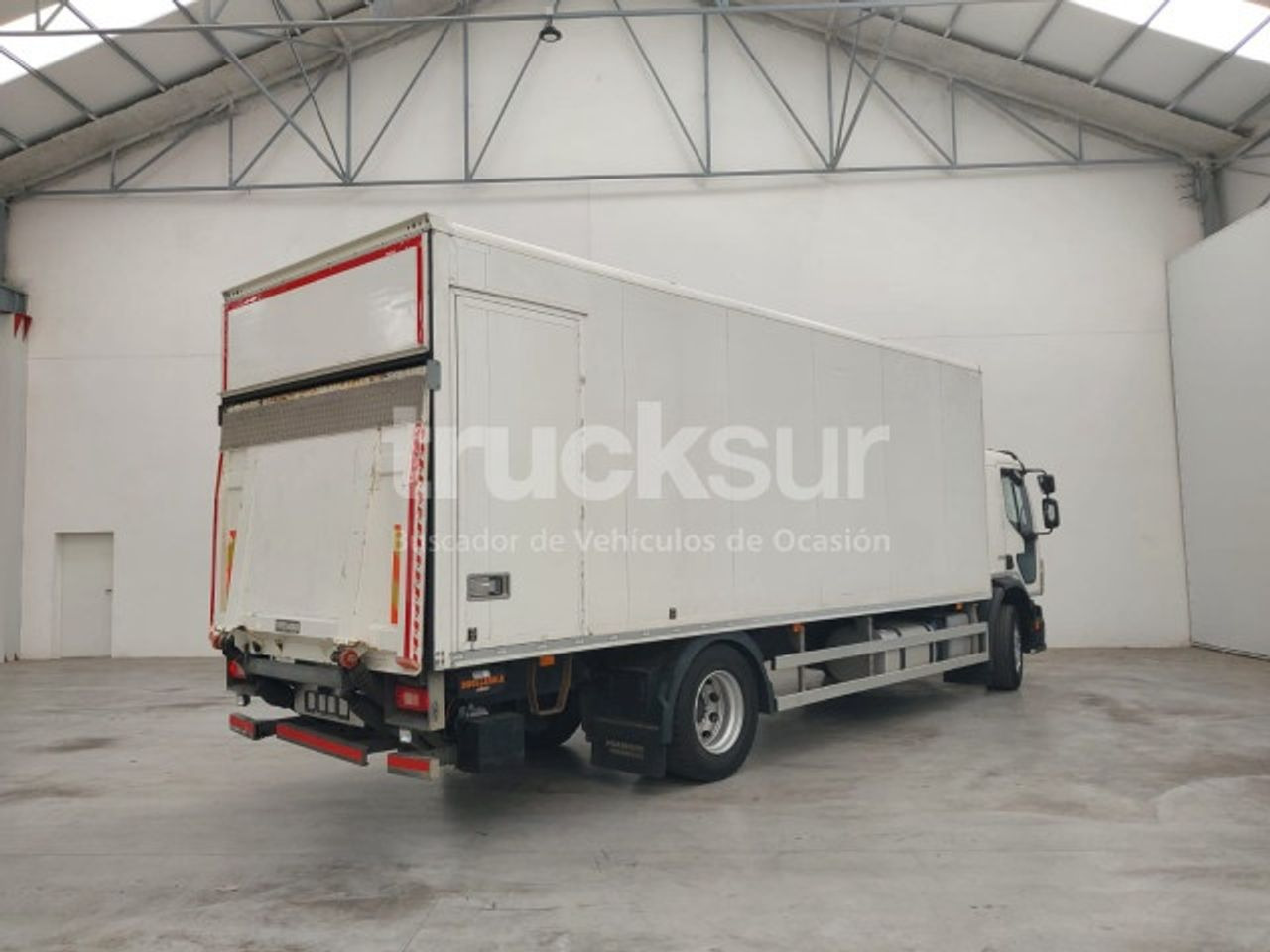 Volvo UVES07230006 - Tractor unit: picture 3 Volvo UVES07230006 - Tractor unit: picture 3
