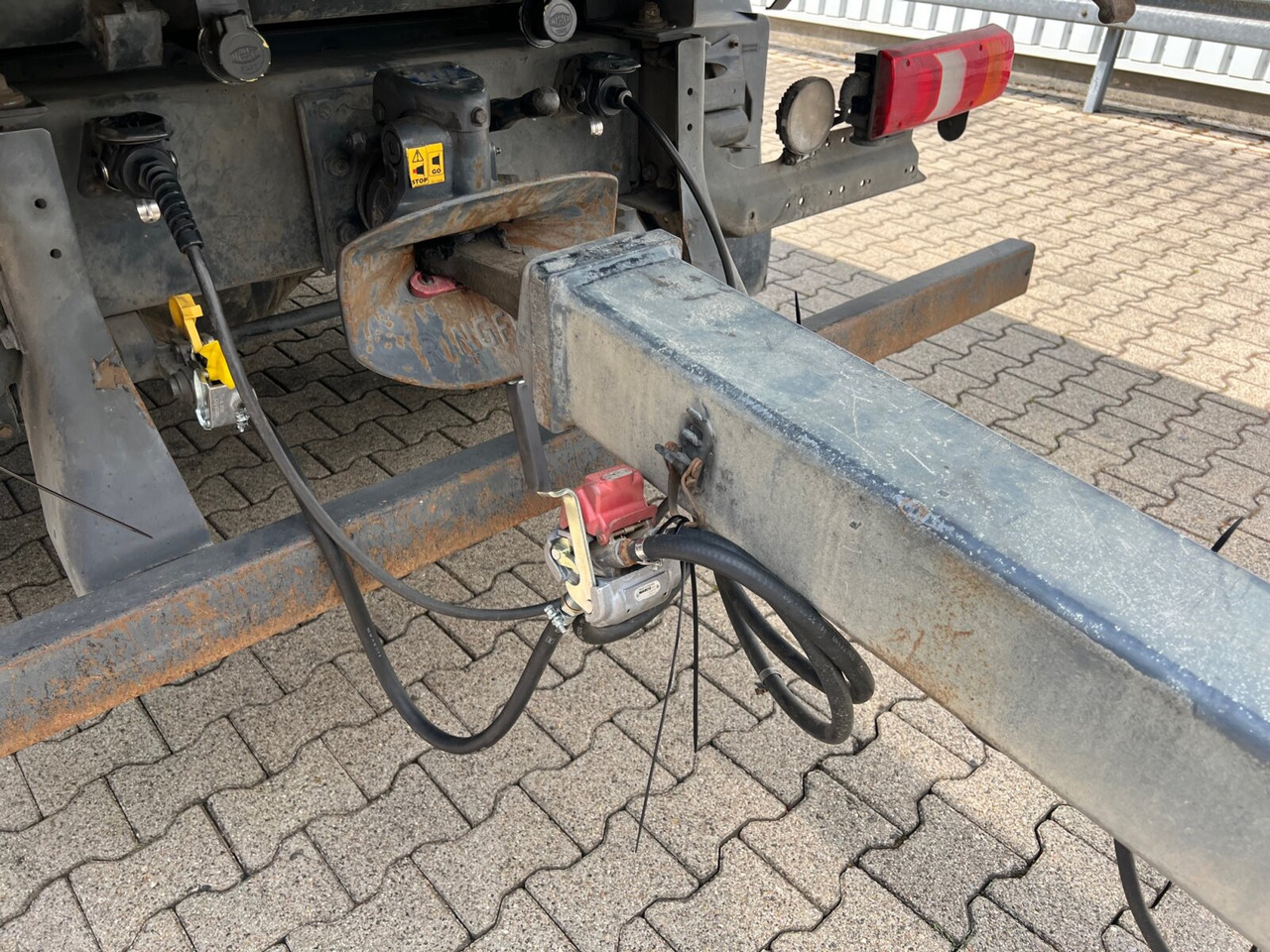 Ackermann Z-LA-F 6.5/5.2 E Ackermann, Z-LA-F 6.5/5.2 E, durchladbar, 42 cbm - Closed box trailer: picture 4 Ackermann Z-LA-F 6.5/5.2 E Ackermann, Z-LA-F 6.5/5.2 E, durchladbar, 42 cbm - Closed box trailer: picture 4