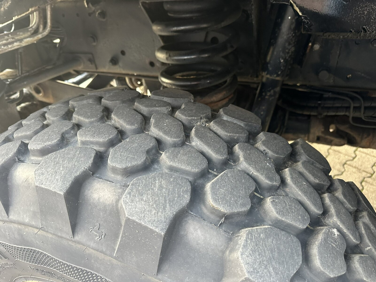 Unimog U300 405/10 4x4 U300 405/10 4x4, Kommunalhydraulik, Frontzapfwelle, Kipper - Commercial vehicle: picture 3 Unimog U300 405/10 4x4 U300 405/10 4x4, Kommunalhydraulik, Frontzapfwelle, Kipper - Commercial vehicle: picture 3