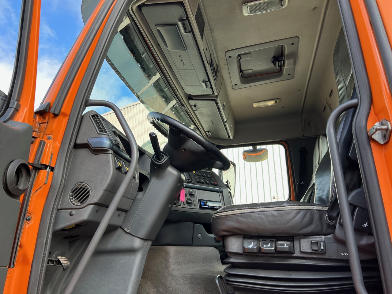 FH 540 6x2 FH 540 6x2, Lenk-/Liftachse, Motorabtrieb - Hook lift truck: picture 3 FH 540 6x2 FH 540 6x2, Lenk-/Liftachse, Motorabtrieb - Hook lift truck: picture 3