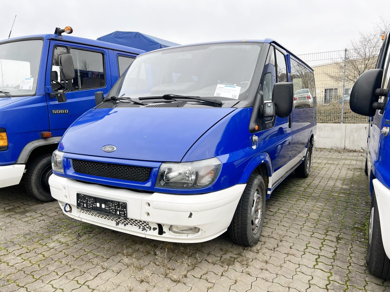 Ford Ford Transit 2,0 TDE 4x2 Ford Transit 2,0 TDE 4x2, EX-THW, 6 Sitze - Combi van: picture 1 Ford Ford Transit 2,0 TDE 4x2 Ford Transit 2,0 TDE 4x2, EX-THW, 6 Sitze - Combi van: picture 1