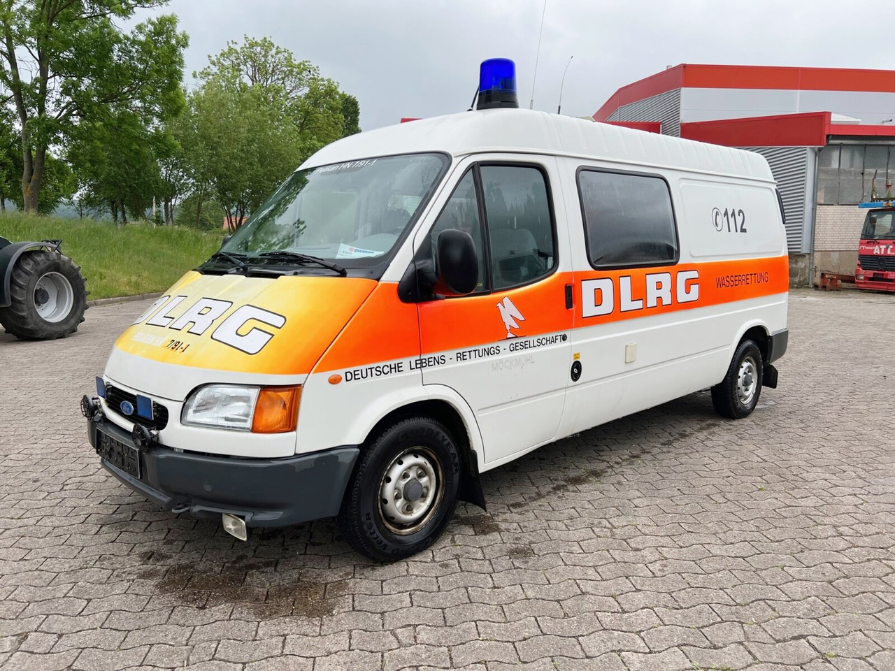 Ford Transit 2.0 4x2 Transit 2.0 4x2, Benziner! - Combi van: picture 1 Ford Transit 2.0 4x2 Transit 2.0 4x2, Benziner! - Combi van: picture 1